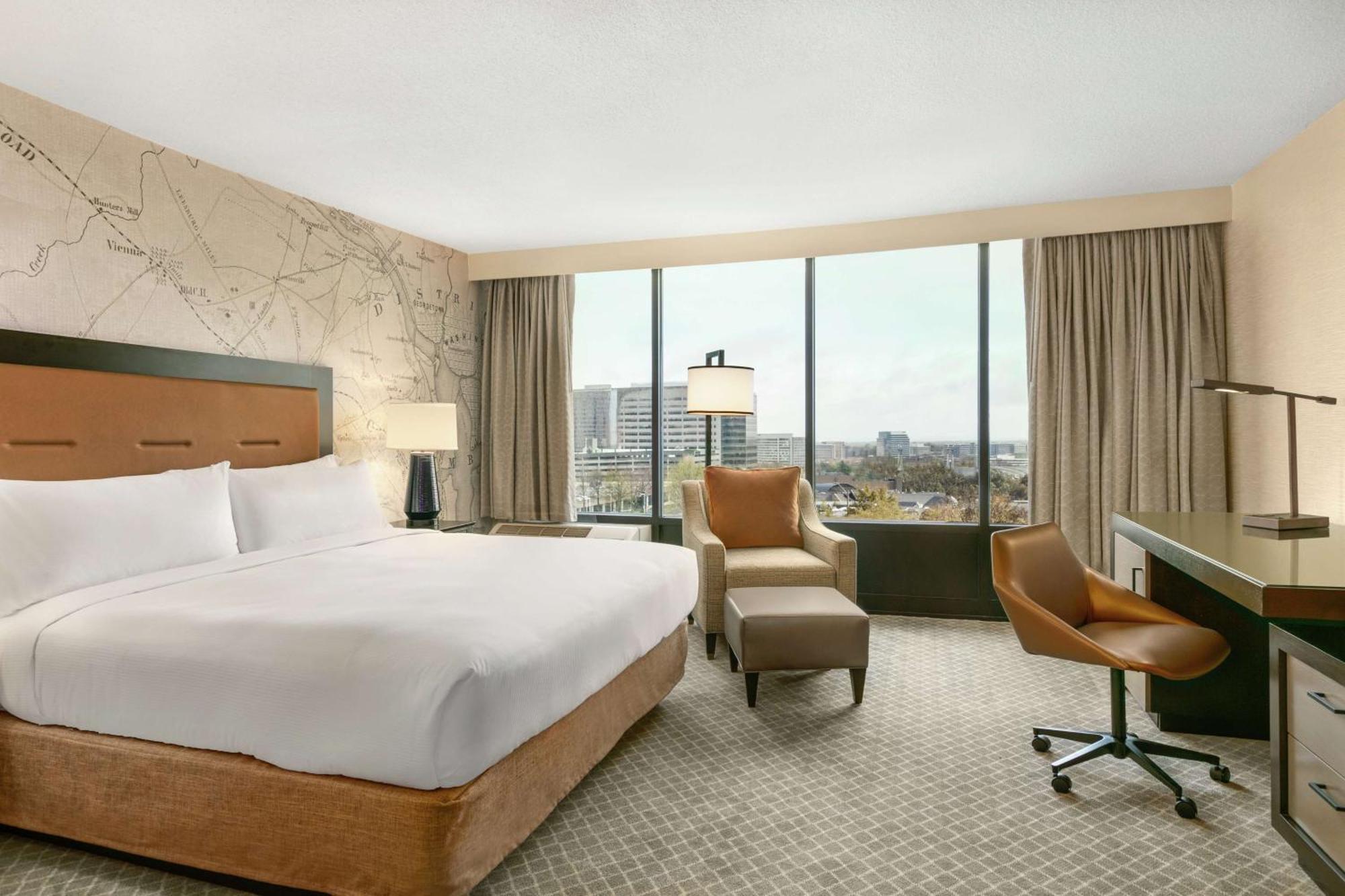Hotel Doubletree By Hilton Mclean Tysons à Tysons Corner Extérieur photo