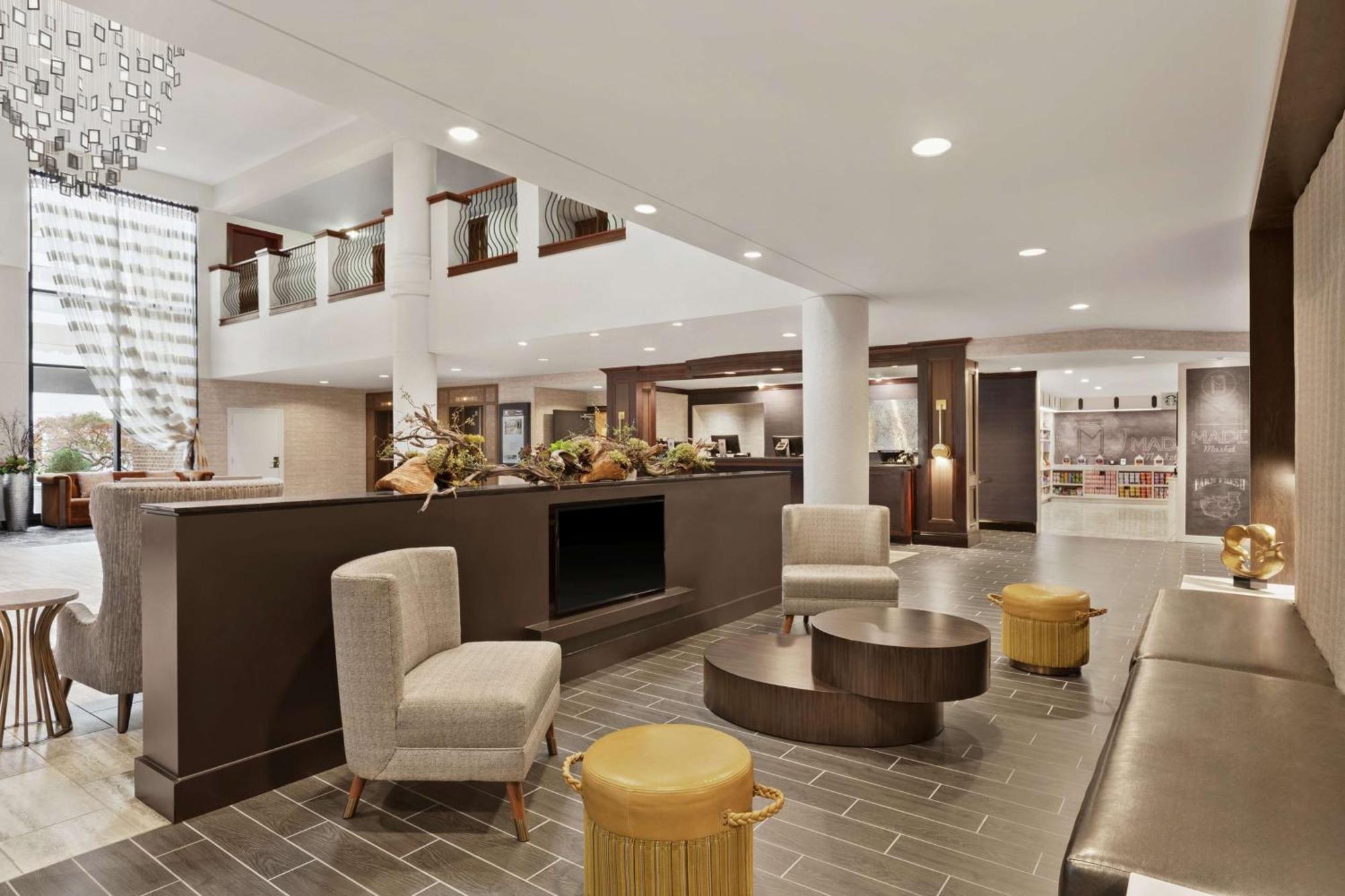 Hotel Doubletree By Hilton Mclean Tysons à Tysons Corner Extérieur photo