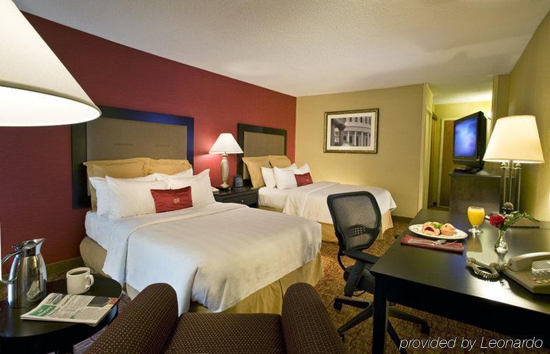 Hotel Doubletree By Hilton Mclean Tysons à Tysons Corner Chambre photo