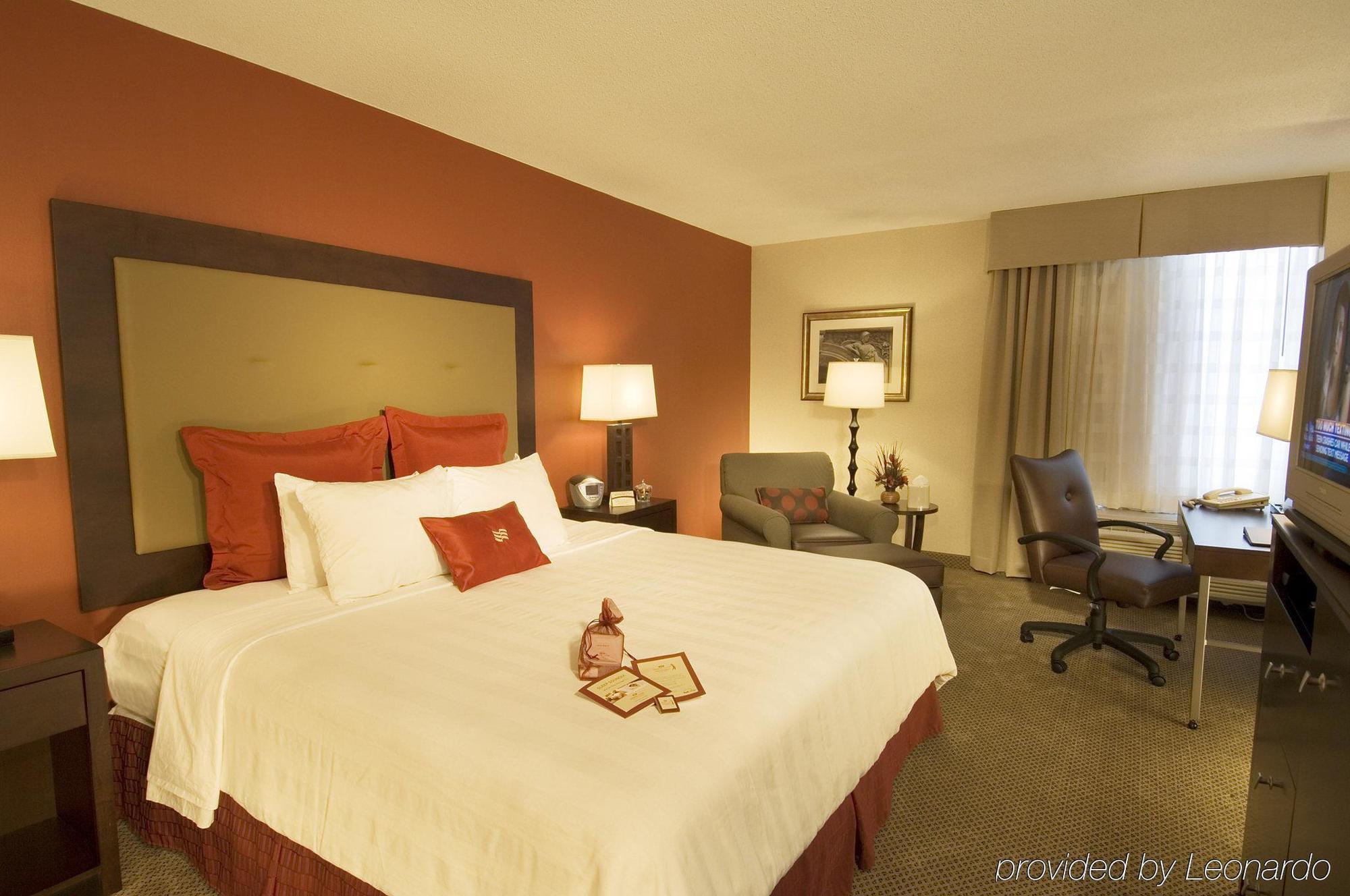Hotel Doubletree By Hilton Mclean Tysons à Tysons Corner Chambre photo