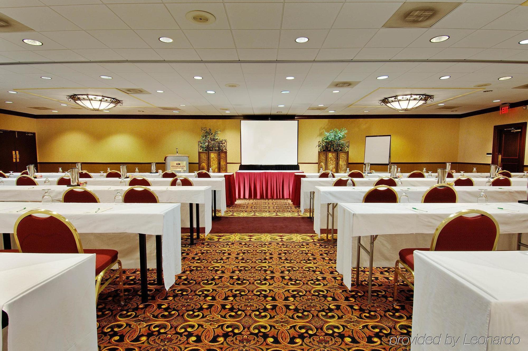 Hotel Doubletree By Hilton Mclean Tysons à Tysons Corner Facilités photo