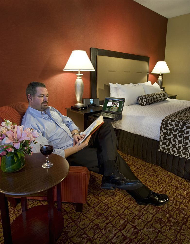 Hotel Doubletree By Hilton Mclean Tysons à Tysons Corner Chambre photo